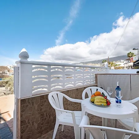 Casa de Férias Casa Pedro Julio La Caleta In *